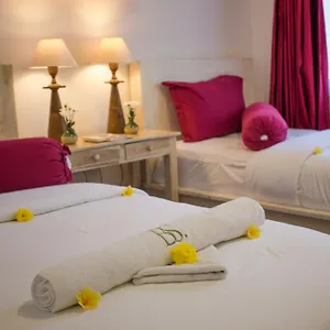 B Saya Hotel